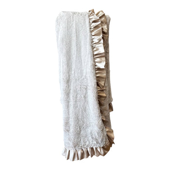 Throw / Luxe Cuddle® Snow Bunny / Sand Dollar